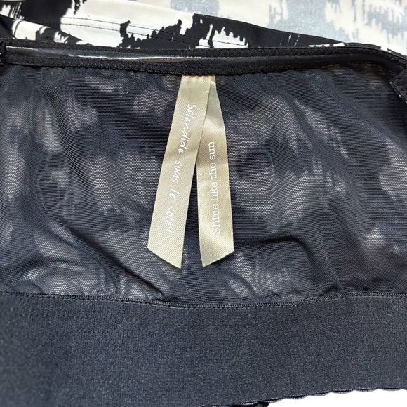 Penningtons, Plus Size Black and White Tankini, 3X 🌴 - Picture 3 of 9